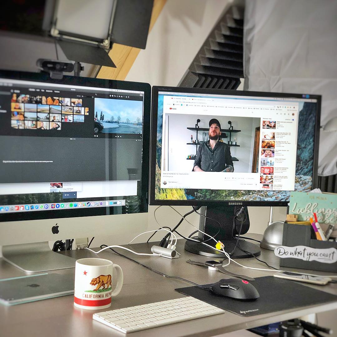 Simon’s Workspace ><
